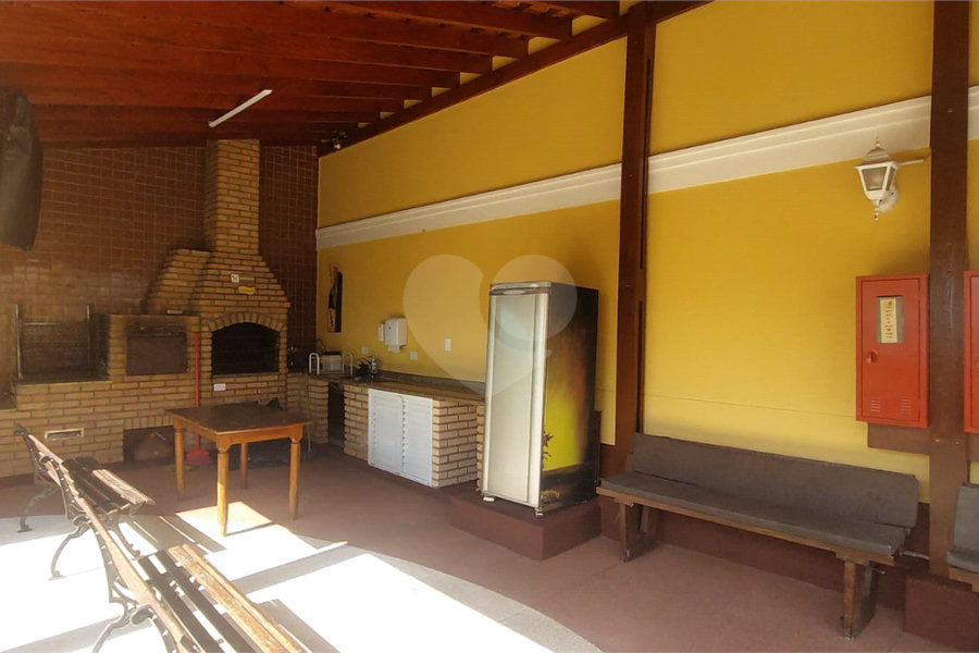 Casa para alugar com 3 quartos, sendo 1 suíte, no condomínio Santanna, São Paulo - SP