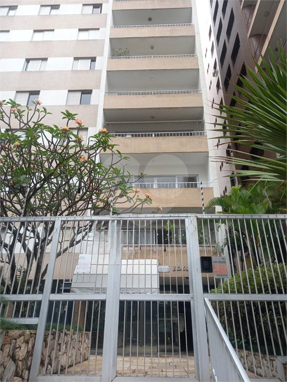 Apartamento à venda com 3 quartos, sendo 1 suíte, em Pinheiros, São Paulo, SP