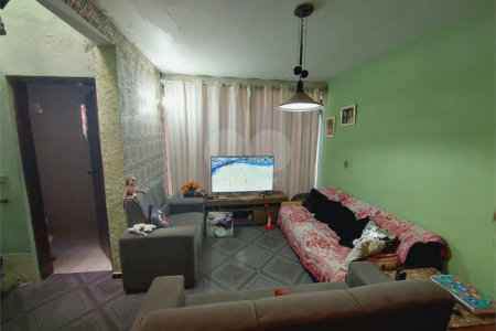 Sobrado à venda com 4 quartos, sendo 2 suítes,  em Vila Leopoldina, São Paulo, SP