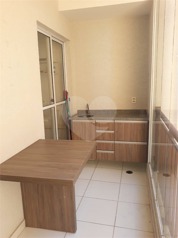 Apartamento à venda ou para alugar com 2 quartos, sendo 1 suíte, em Jardim Carambeí, São Roque, SP