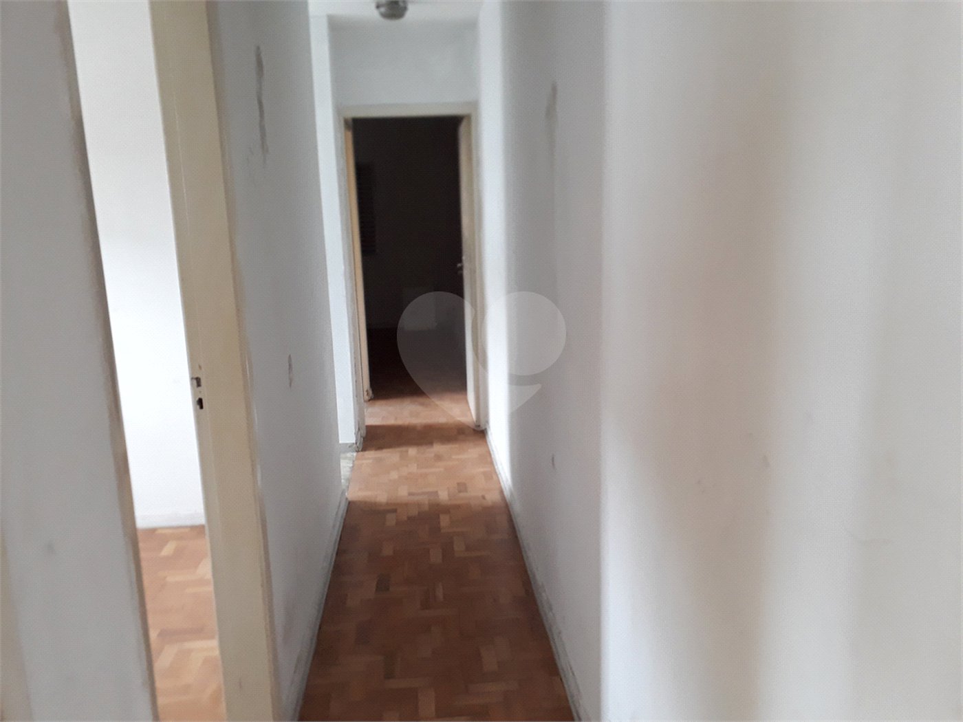 Sobrado à venda com 3 quartos, sendo 1 suíte, em Tremembé, São Paulo, SP