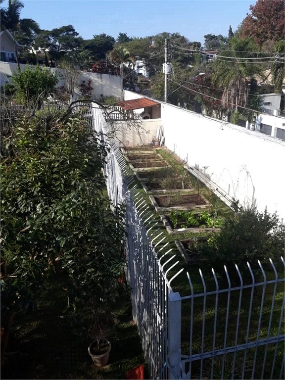 Casa à venda ou para alugar com 5 suítes em Jardim Leonor, São Paulo, SP