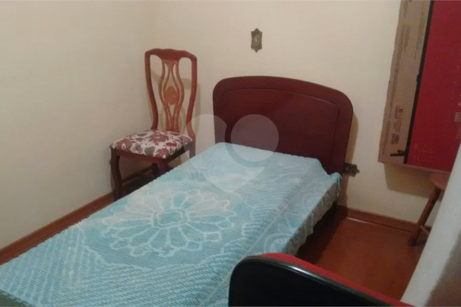 Sobrado à venda com 3 quartos, sendo 1 suíte, em Vila Galvão, Guarulhos, SP
