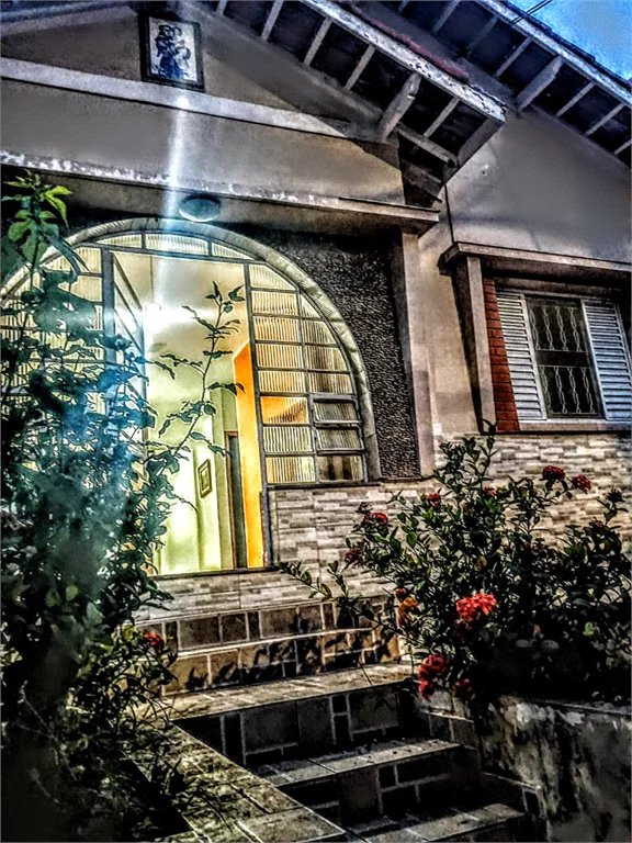 Casa à venda com 4 quartos, sendo 1 suíte, em Vila Cordeiro, São Paulo, SP