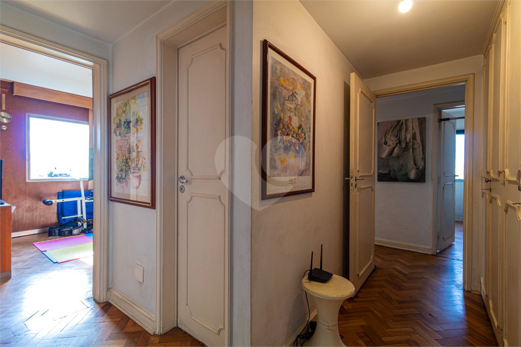 Apartamento à venda com 4 quartos, sendo 1 suíte,  em Brooklin, São Paulo, SP