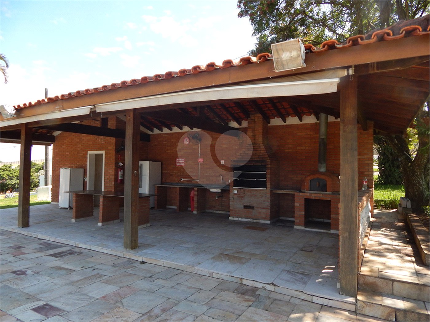 Casa à venda com 3 suítes no condomínio Alpes de Vinhedo, Vinhedo - SP