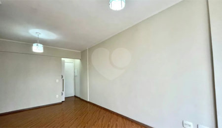 Apartamento à venda com 3 quartos, sendo 1 suíte, em Vila Campestre, São Paulo, SP