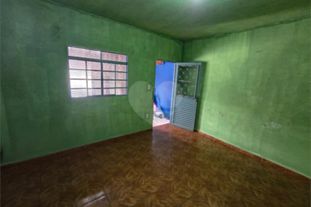 Casa à venda com 2 quartos em Vila Carvalho, Itapetininga, SP