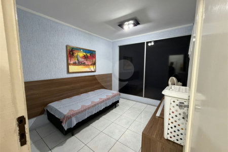 Sobrado à venda com 4 quartos, sendo 2 suítes, em Vila Medeiros, São Paulo, SP