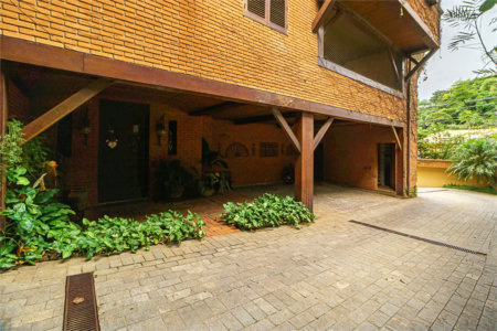 Casa à venda com 5 suítes em Jardim Morumbi, São Paulo, SP