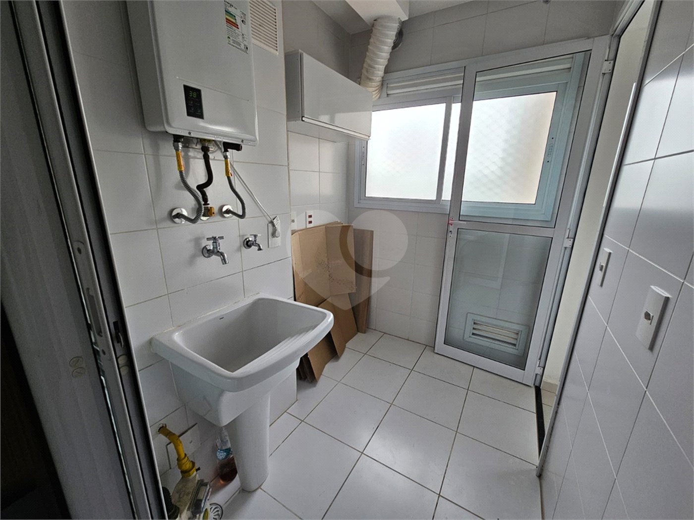 Apartamento à venda com 3 quartos, sendo 1 suíte,  em Vila Santa Catarina, São Paulo, SP