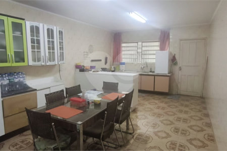 Casa à venda com 3 quartos, sendo 1 suíte,  em Jardim Vila Galvão, Guarulhos, SP