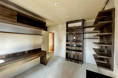 Apartamento à venda com 4 quartos, sendo 3 suítes,  em Campo Belo, São Paulo, SP