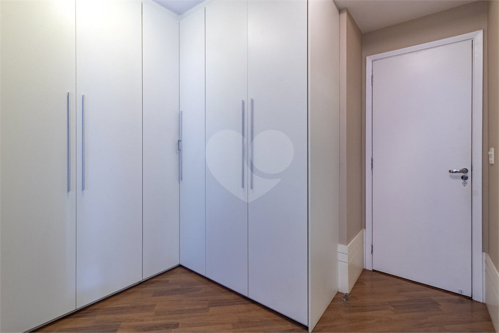 Apartamento para alugar com 3 quartos, sendo 2 suítes,  em Jardim América, São Paulo, SP