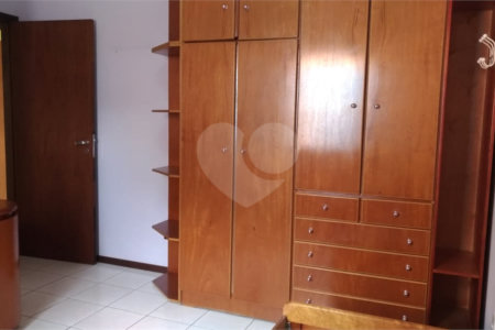 Casa à venda ou para alugar com 2 quartos, sendo 1 suíte, em Jardim do Lago, Atibaia, SP