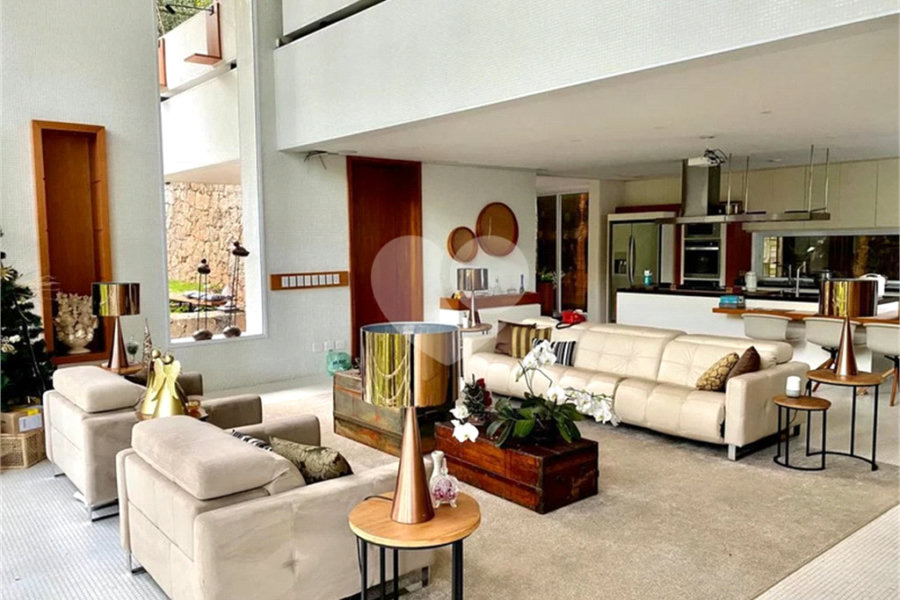 Casa à venda com 6 suítes no condomínio Alpes da Cantareira, Mairiporã - SP