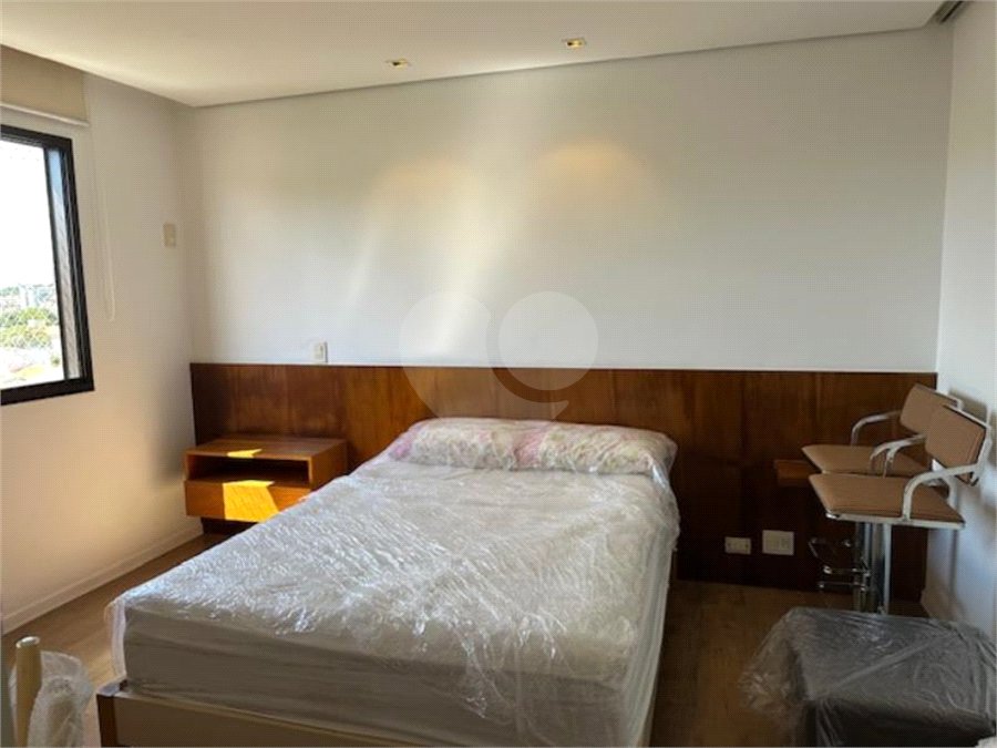 Apartamento à venda com 3 quartos, sendo 1 suíte, em Vila Mariana, São Paulo, SP