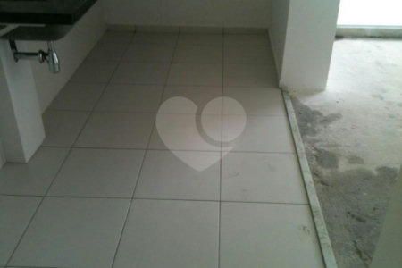 Apartamento à venda com 1 suíte em Campo Belo, São Paulo, SP
