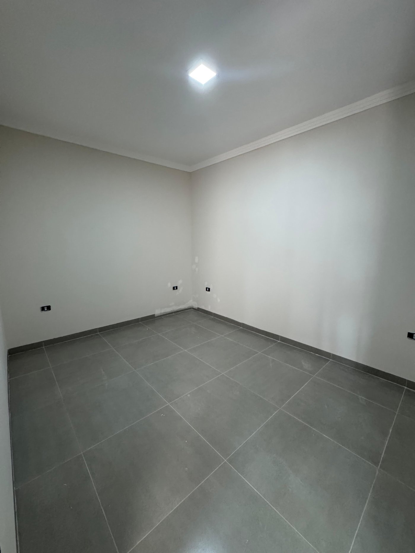 Casa à venda com 2 quartos em Ipê, Três Lagoas, MS