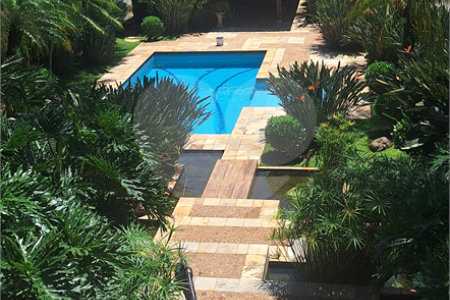 Casa à venda com 4 suítes no condomínio Osato, Atibaia - SP