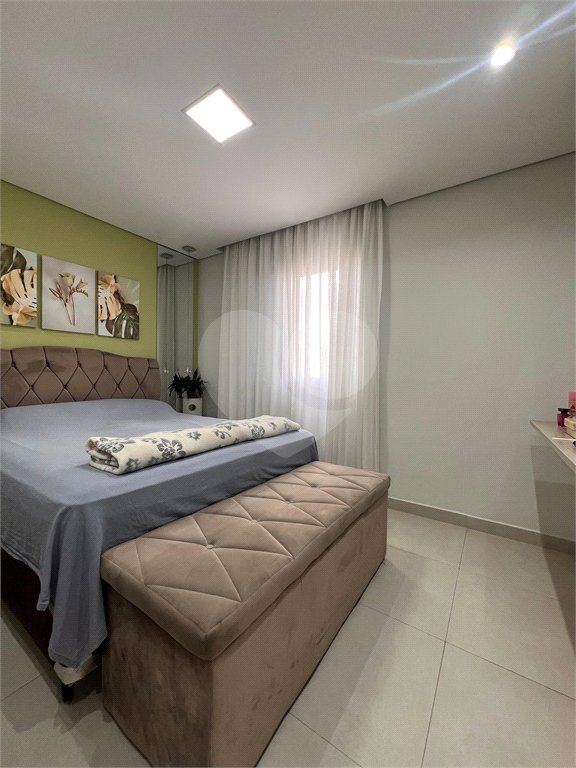 Apartamento à venda com 3 quartos, sendo 1 suíte,  em Vila Suissa, Mogi das Cruzes, SP
