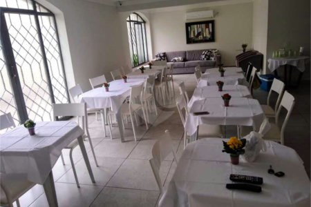 Apartamento à venda com 2 quartos em Moema, São Paulo, SP