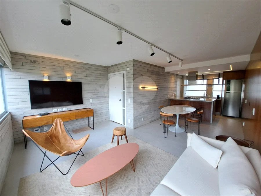 Apartamento mobiliado de 85 m² no Itaim Bibi | 3 dormitórios, 1 suíte e 1 vaga