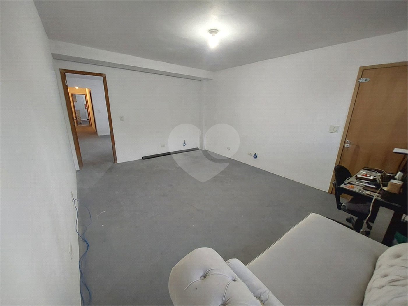 Casa à venda com 5 quartos, sendo 2 suítes,  em Jardim Bonfiglioli, São Paulo, SP
