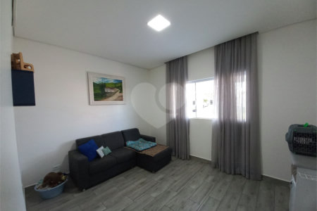 Casa à venda com 2 quartos, sendo 1 suíte, no condomínio Horto Florestal Villagio, Sorocaba - SP
