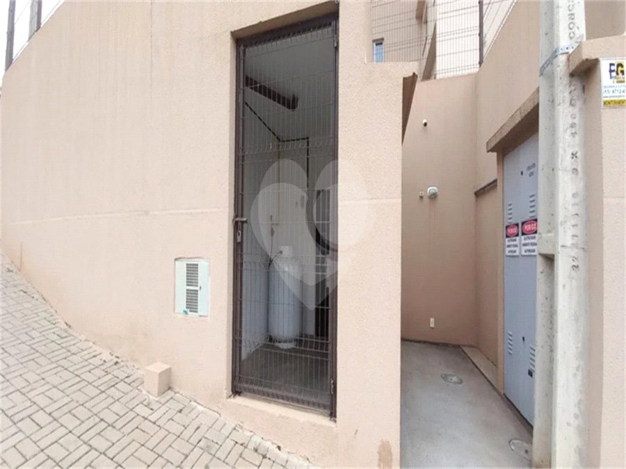 Apartamento à venda com 2 quartos em Jardim Maria Trindade, São Roque, SP