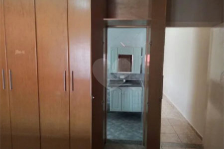 Casa à venda com 4 quartos, sendo 1 suíte, em Parque Fernanda, São Paulo, SP