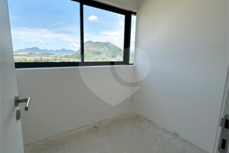 Cobertura à venda com 3 quartos, sendo 1 suíte, em Jacarepaguá, Rio de Janeiro, RJ