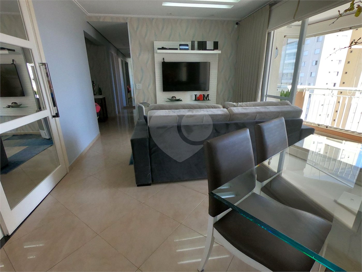 Apartamento à venda com 3 quartos, sendo 1 suíte, em Tatuapé, São Paulo, SP