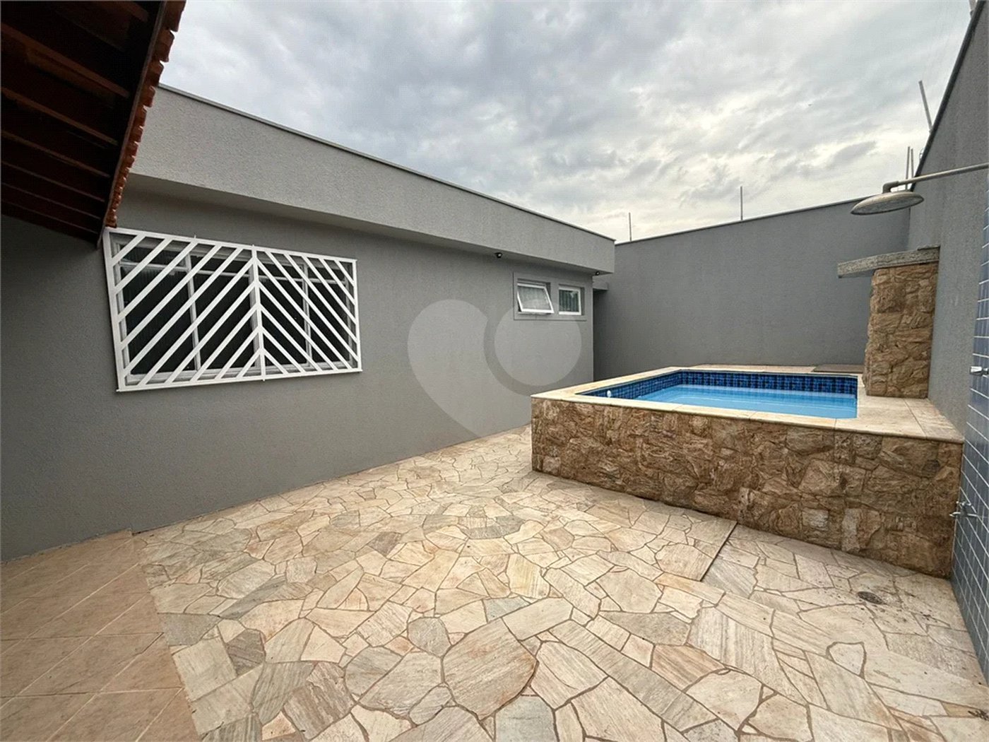 Casa à venda no Bairro Nova Piracicaba Casa à venda 3 dormitórios, 304m2 - Bairro Nova Piracicaba - Piracicaba, SP Casa à venda 3 dormitórios, 304m2 - Bairro Nova Piracicaba - Piracicaba, SP
