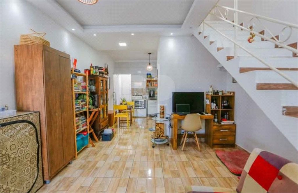Casa de Vila à venda com 2 suítes em Jardim Simus, Sorocaba, SP