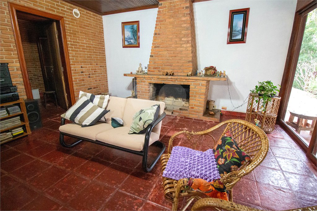 Sítio à venda com 3 quartos, sendo 1 suíte, no Centro (são João Novo), São Roque, SP