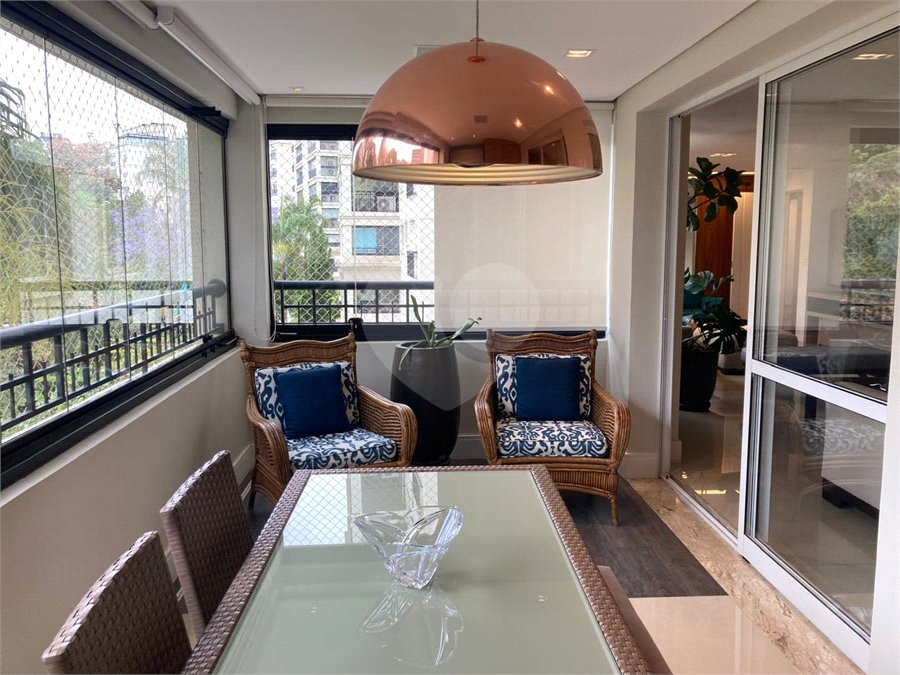 Apartamento para alugar com 3 suítes em Granja Julieta, São Paulo, SP
