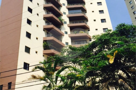 Apartamento à venda com 3 quartos, sendo 1 suíte, em Vila Andrade, São Paulo, SP