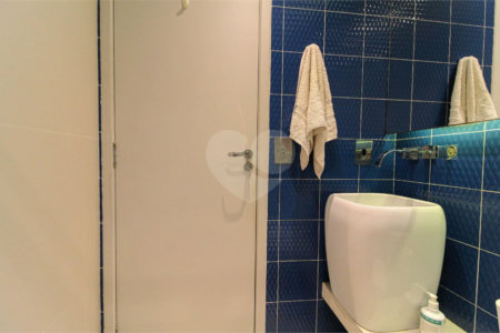 Apartamento à venda com 2 quartos, sendo 1 suíte, em Vila Olímpia, São Paulo, SP