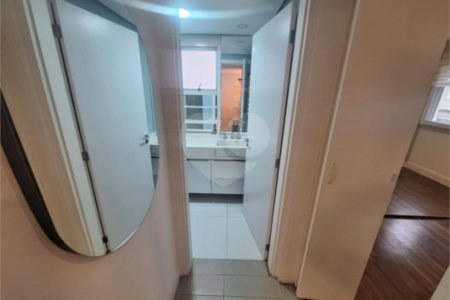 Apartamento à venda com 2 quartos em Vila Uberabinha, São Paulo, SP