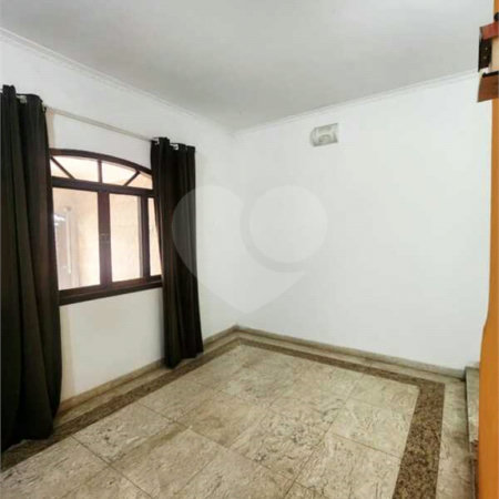 Sobrado à venda com 3 quartos, sendo 1 suíte, em Jardim das Vertentes, São Paulo, SP