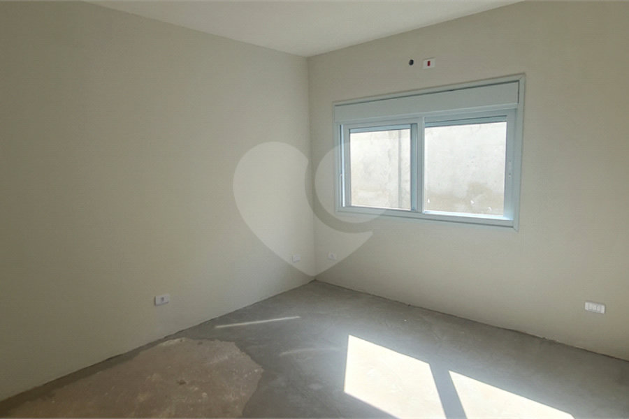 Casa à venda com 3 quartos, sendo 1 suíte, no condomínio Estancia da Serra / Residencial Nova Mairipora, Mairiporã - SP