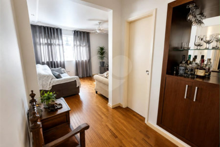 Apartamento à venda com 3 quartos, sendo 1 suíte, no Centro, Ribeirão Preto, SP