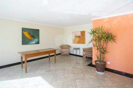 Apartamento à venda com 2 quartos, sendo 1 suíte, em Parque Colonial, São Paulo, SP