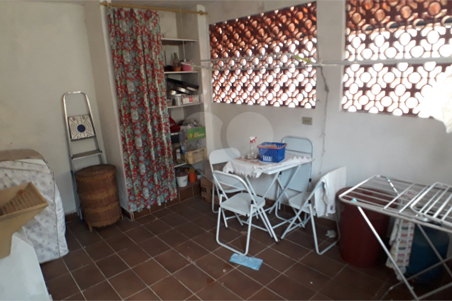 Casa Térrea à venda com 3 quartos, sendo 1 suíte, em Carandiru, São Paulo, SP