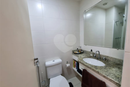 Apartamento à venda com 2 quartos, sendo 1 suíte, em Chácara Santo Antônio (zona Sul), São Paulo, SP