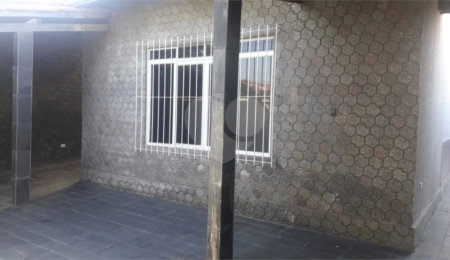 Casa à venda com 3 quartos, sendo 1 suíte,  em Jardim Castanheira, São José dos Campos, SP