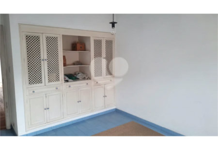 Casa à venda com 2 quartos, sendo 1 suíte,  no Centro, Itu, SP