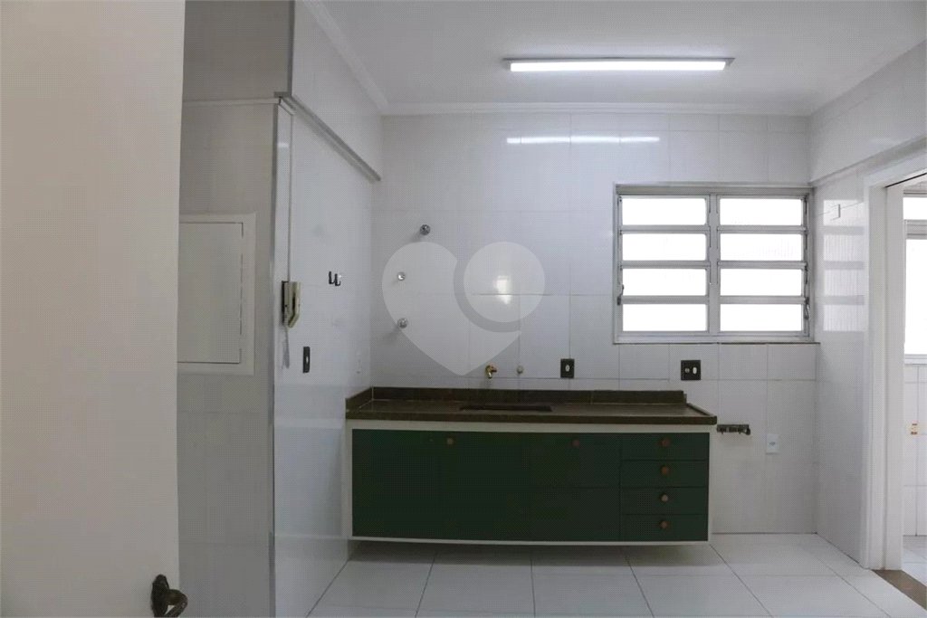 Apartamento à venda com 3 quartos, sendo 1 suíte, em Água Branca, São Paulo, SP