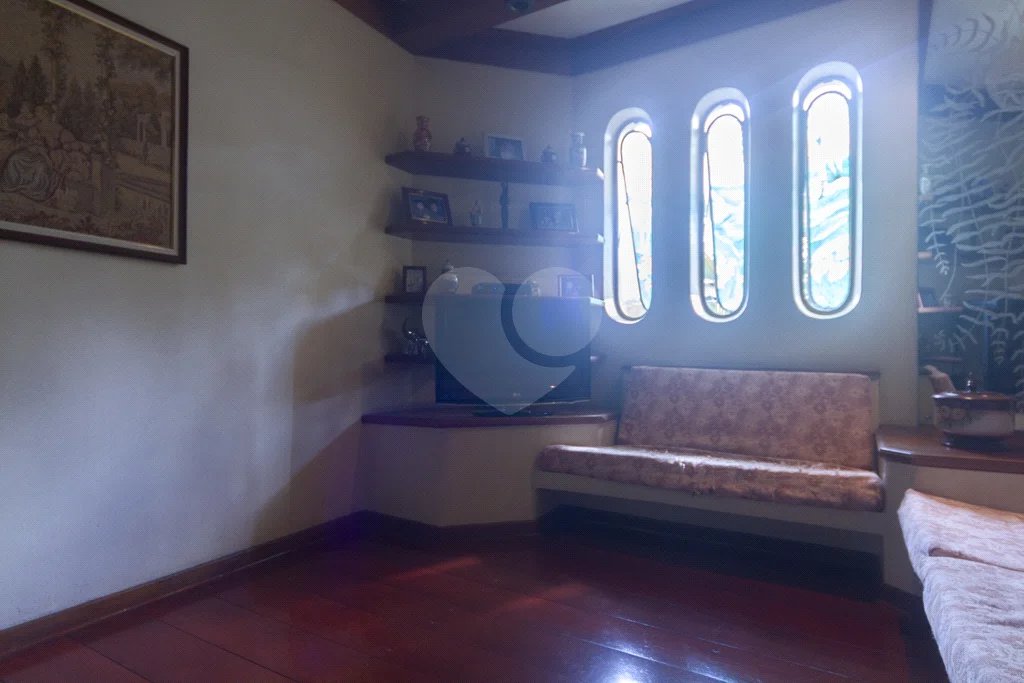 Casa à venda com 4 suítes em Jardim Franca, São Paulo, SP